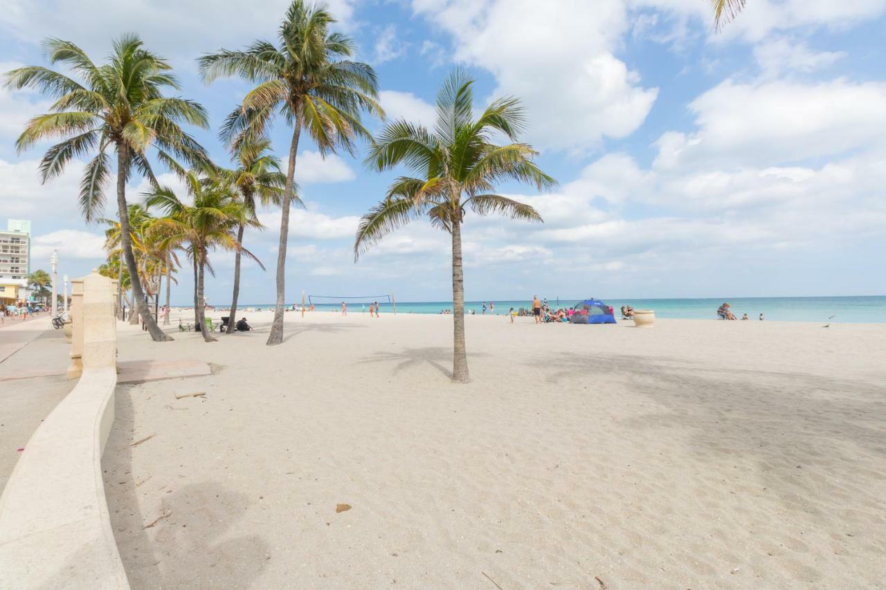 670 Partial Ocean View Hollywood Beach Dania Beach Exterior foto